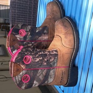 Ariat Camo Steel Toed Cowgirl Boots - Sz 7